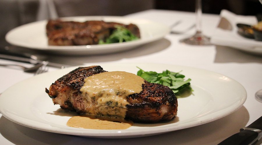 dry-aged-ny-strip-au
